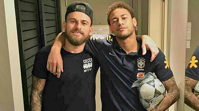 地展示出来 地展示出来