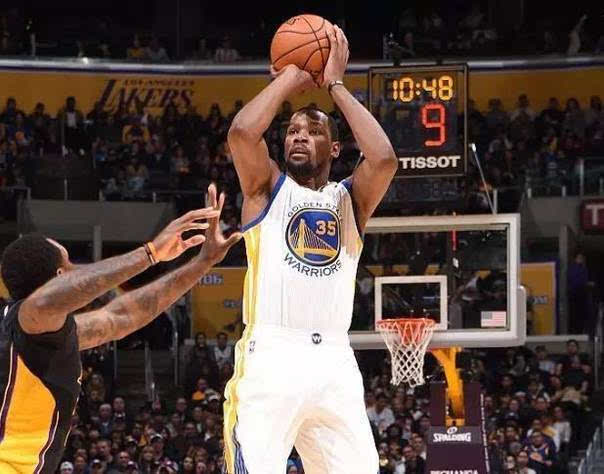 见证球队悠 见证球队悠