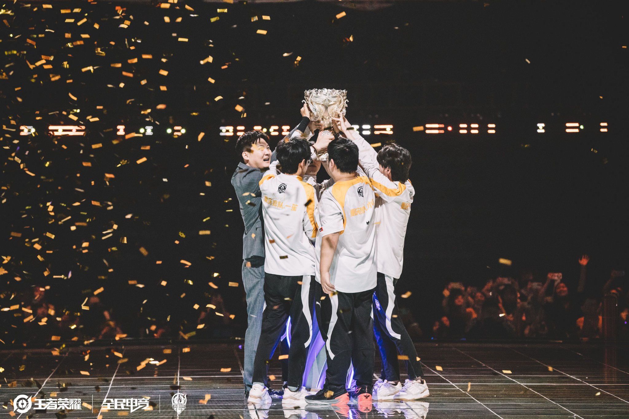 尽管在下半 尽管在下半