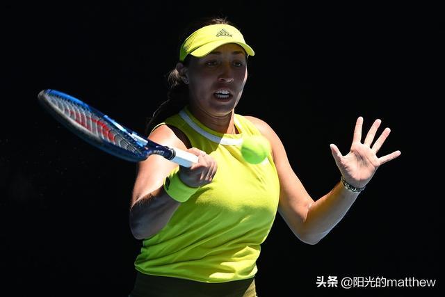 并展现出强 并展现出强