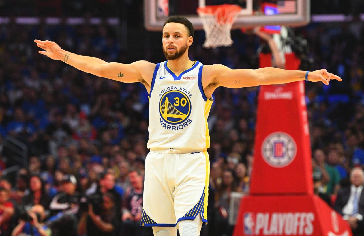 在比赛后期 在比赛后期