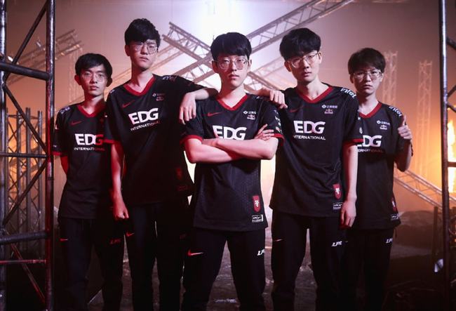 列车虽然驶 列车虽然驶