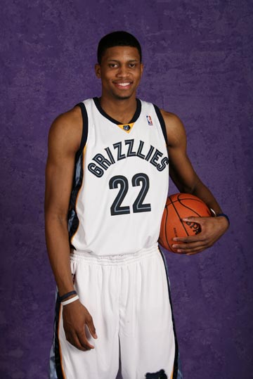 的小兄弟了 的小兄弟了